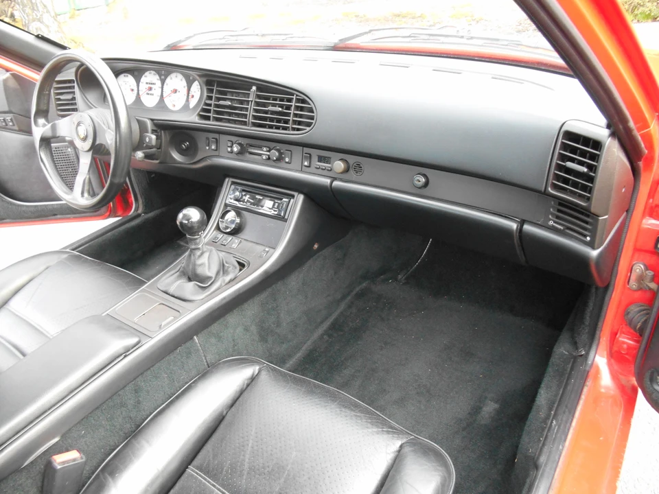 1986 Porsche 944 Turbo - Image 21 of 31