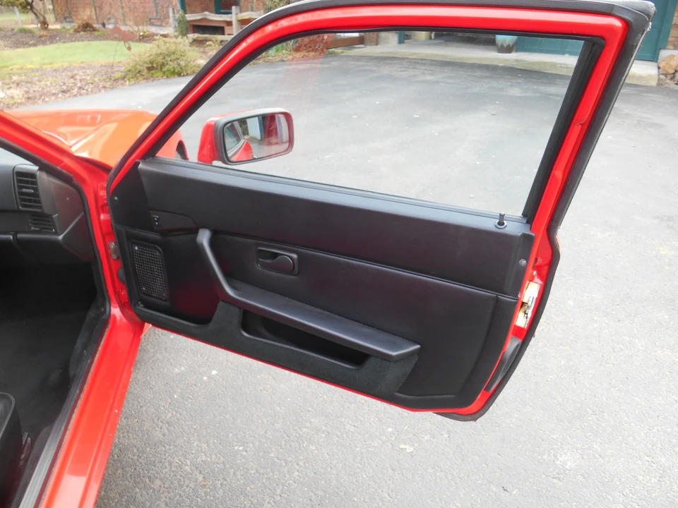 1986 Porsche 944 Turbo - Image 29 of 31