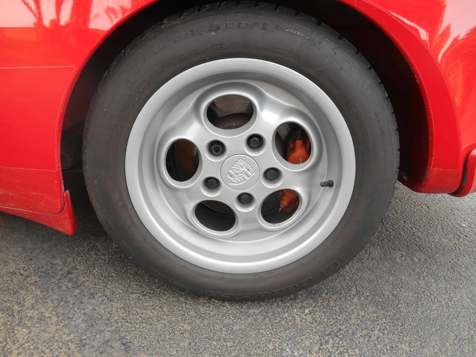 1986 Porsche 944 Turbo - Image 14 of 31