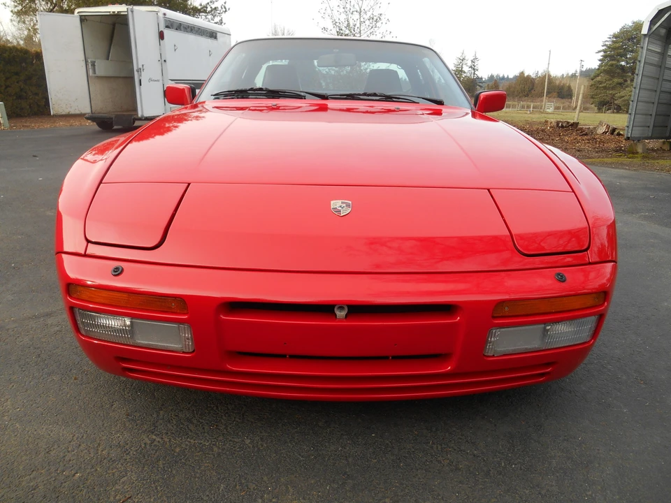 1986 Porsche 944 Turbo - Image 8 of 31