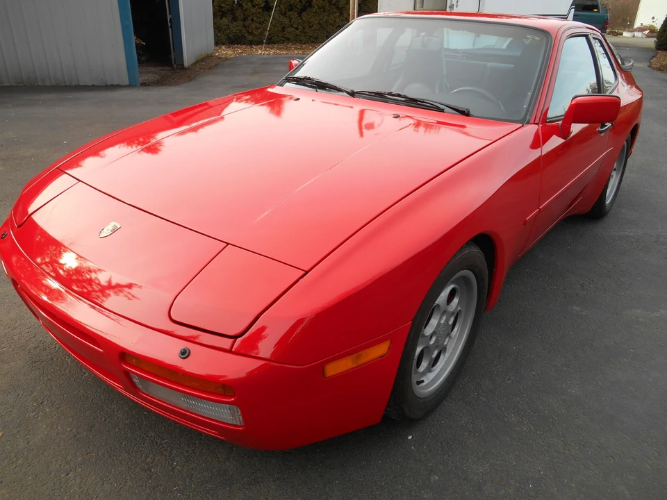 1986 Porsche 944 Turbo - Image 7 of 31