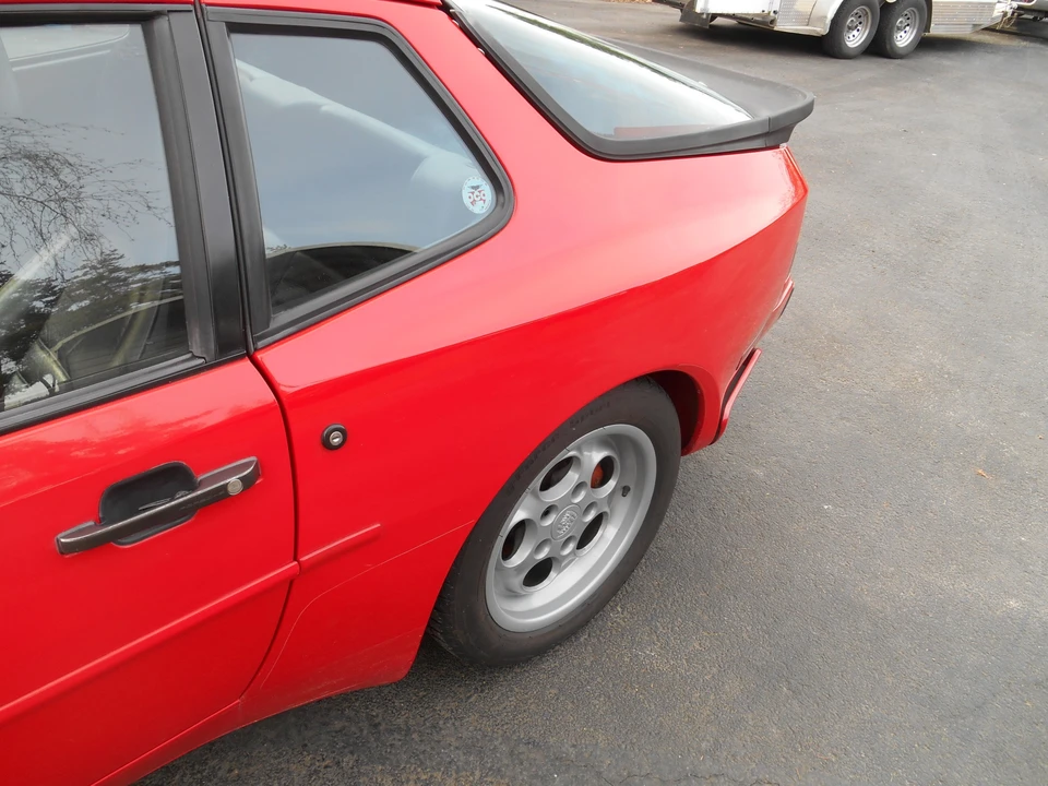 1986 Porsche 944 Turbo - Image 10 of 31
