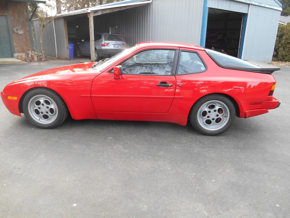 1986 Porsche 944 Turbo - Image 6 of 31
