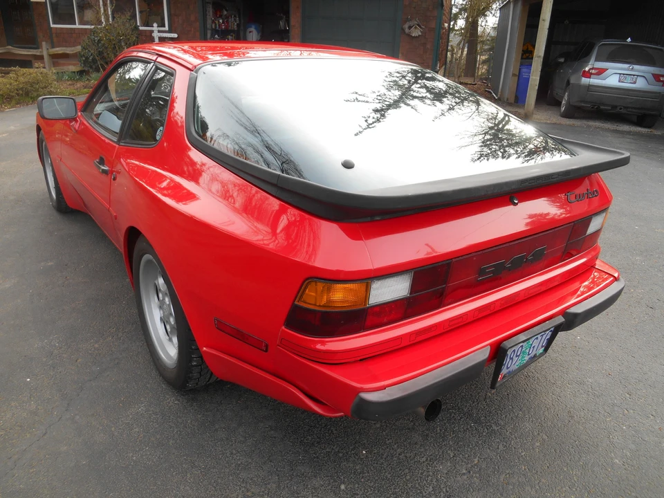 1986 Porsche 944 Turbo - Image 5 of 31