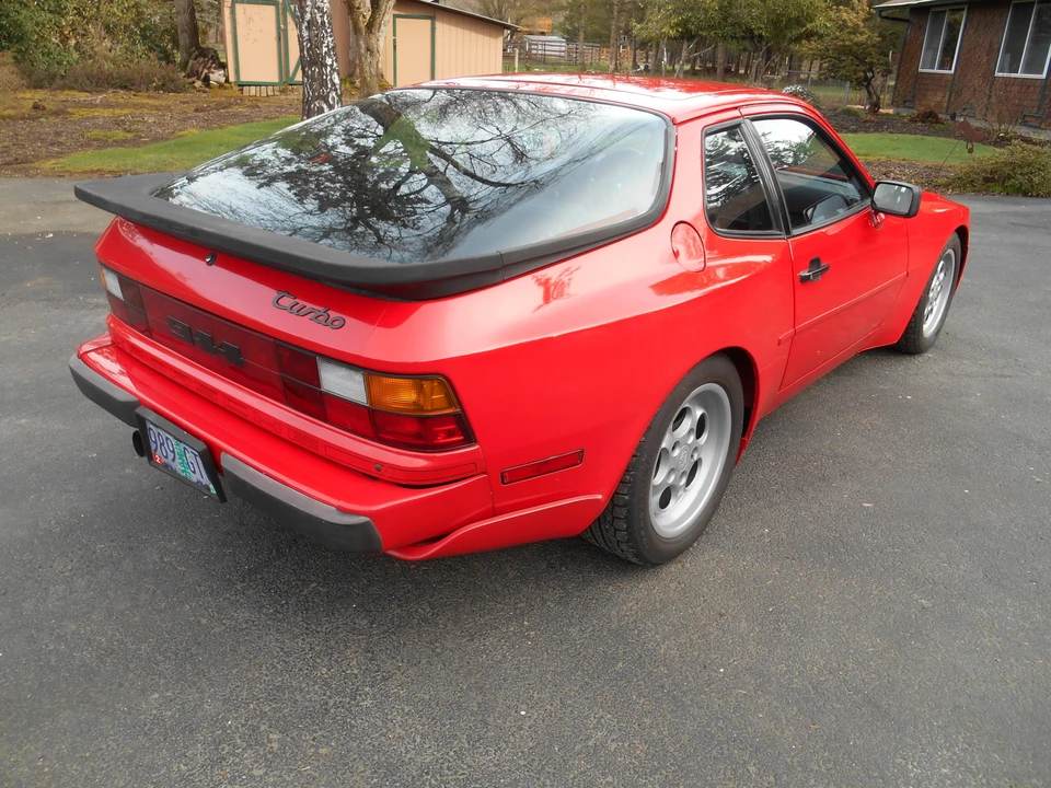 1986 Porsche 944 Turbo - Image 3 of 31