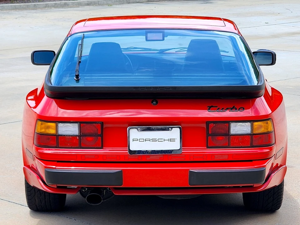 1986 Porsche 944 Turbo - Image 12 of 31