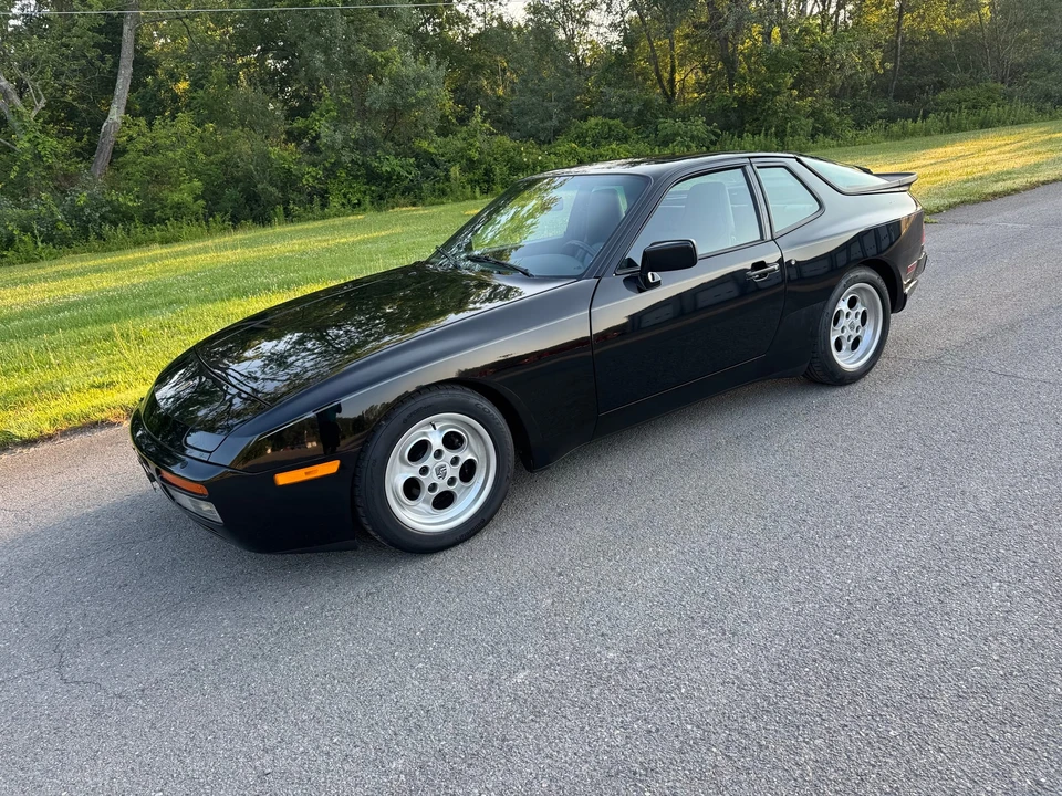 1986 Porsche 944 Turbo - Image 22 of 31
