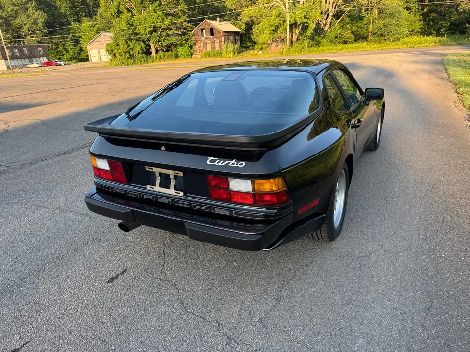 1986 Porsche 944 Turbo - Image 30 of 31