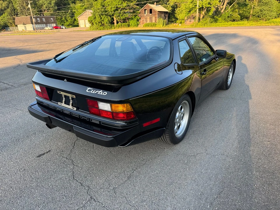 1986 Porsche 944 Turbo - Image 31 of 31