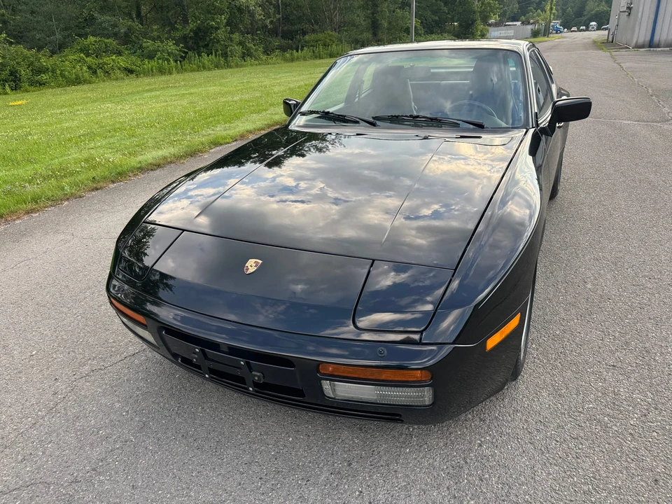 1986 Porsche 944 Turbo - Image 18 of 31