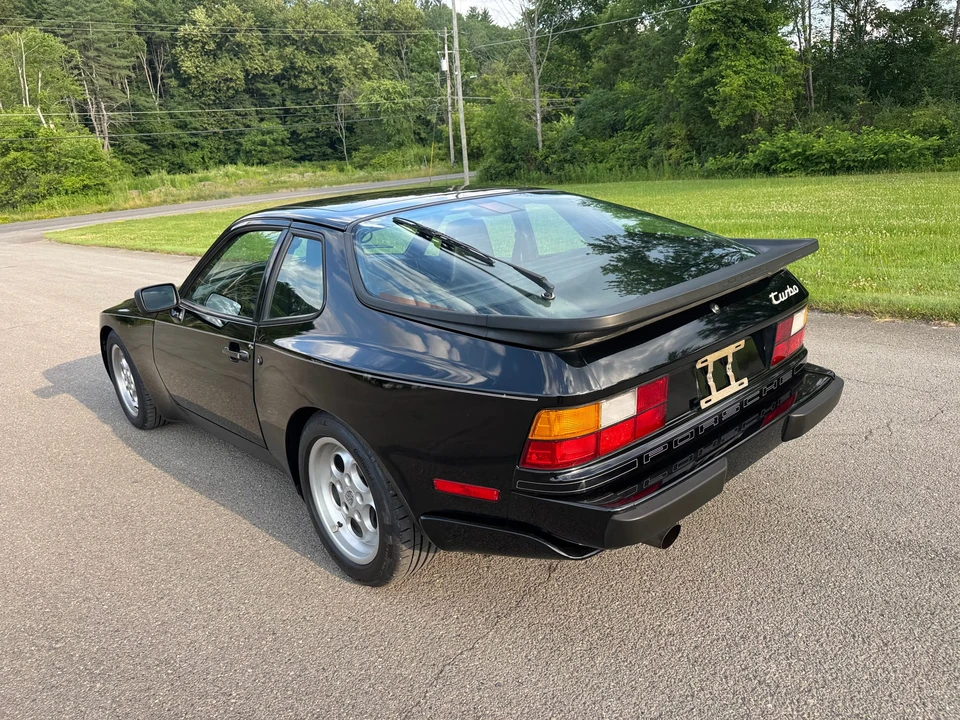 1986 Porsche 944 Turbo - Image 7 of 31