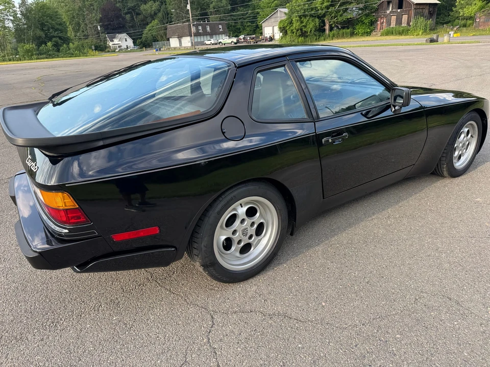 1986 Porsche 944 Turbo - Image 12 of 31