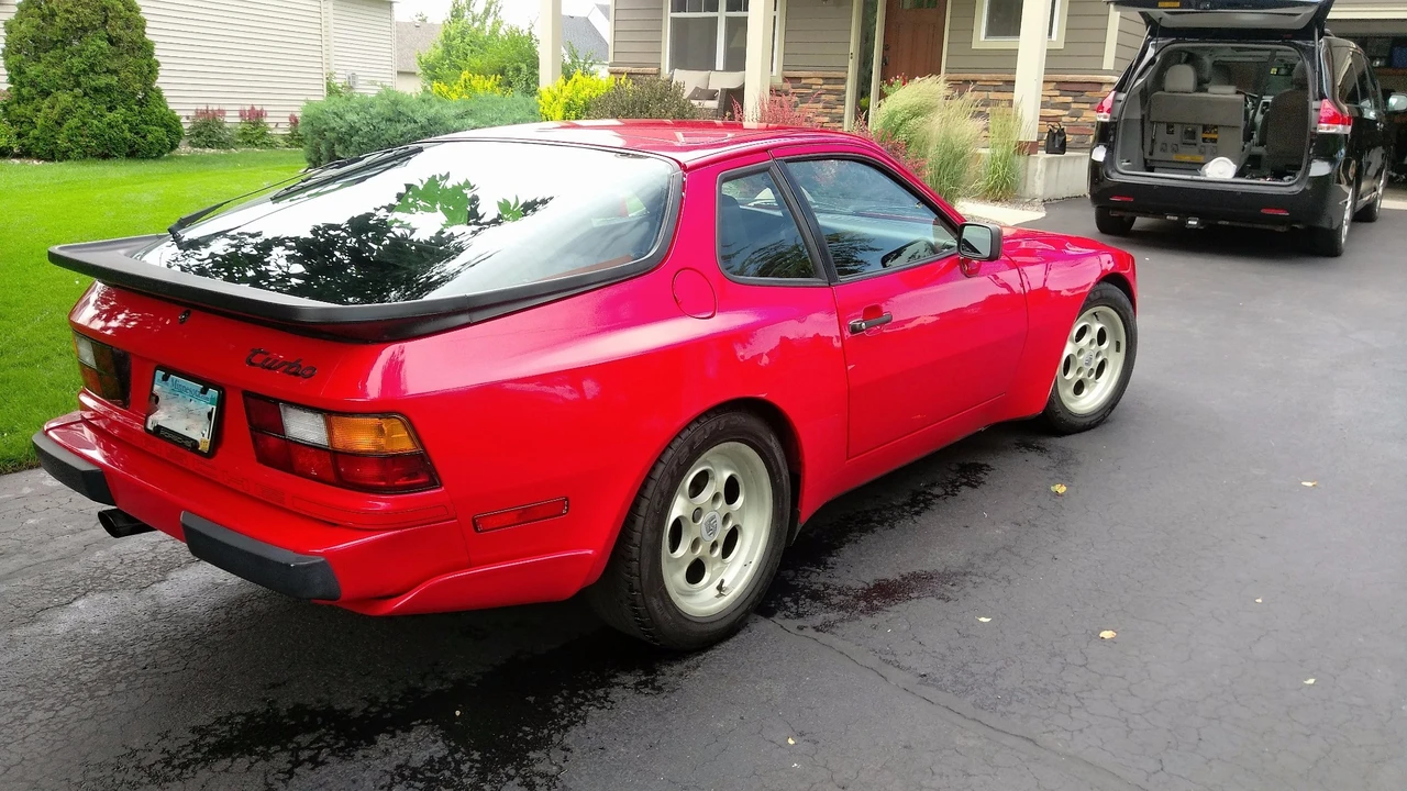 1986 Porsche 944 Turbo - Image 2 of 31