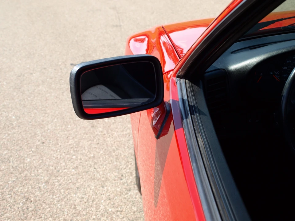 1986 Porsche 944 Turbo - Image 29 of 31