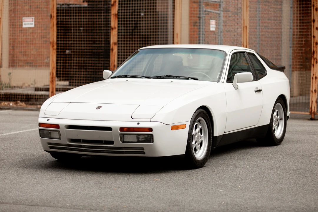 1986 Porsche 944 Turbo - Image 12 of 31