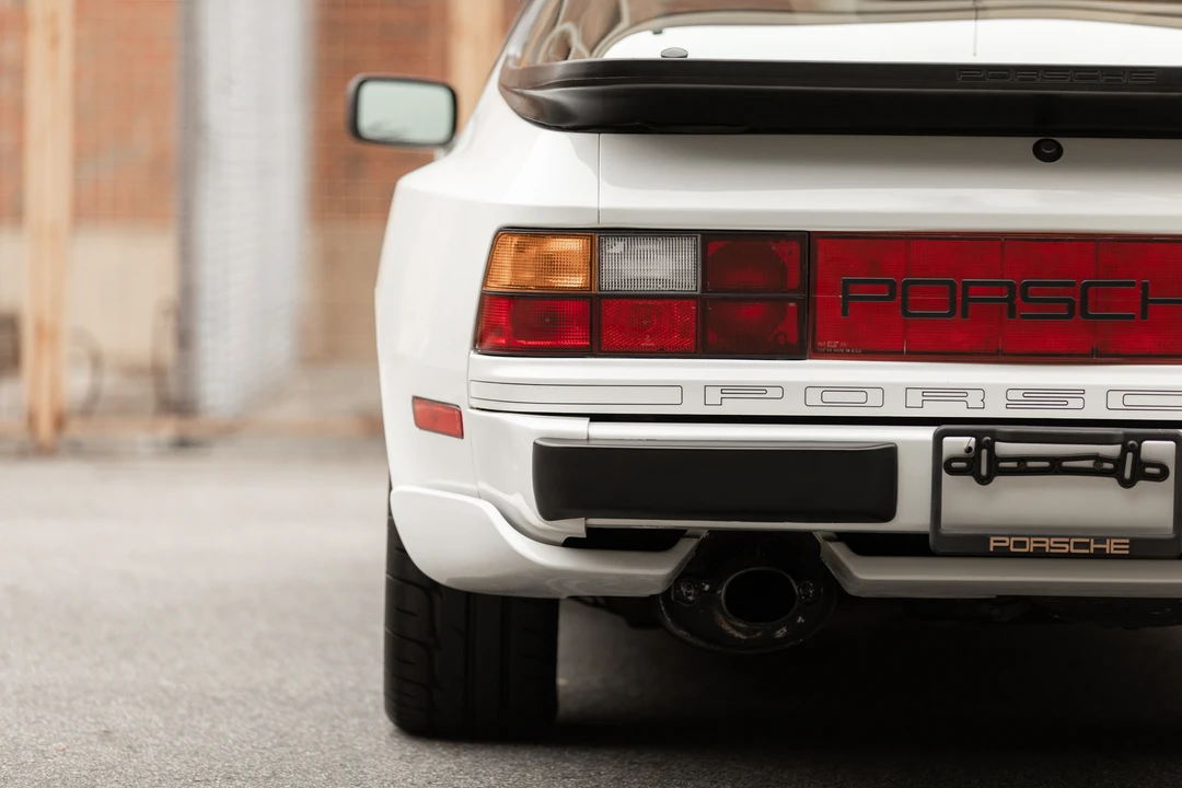 1986 Porsche 944 Turbo - Image 24 of 31