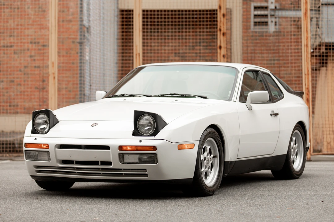 1986 Porsche 944 Turbo - Image 11 of 31