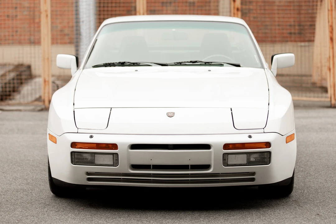 1986 Porsche 944 Turbo - Image 8 of 31