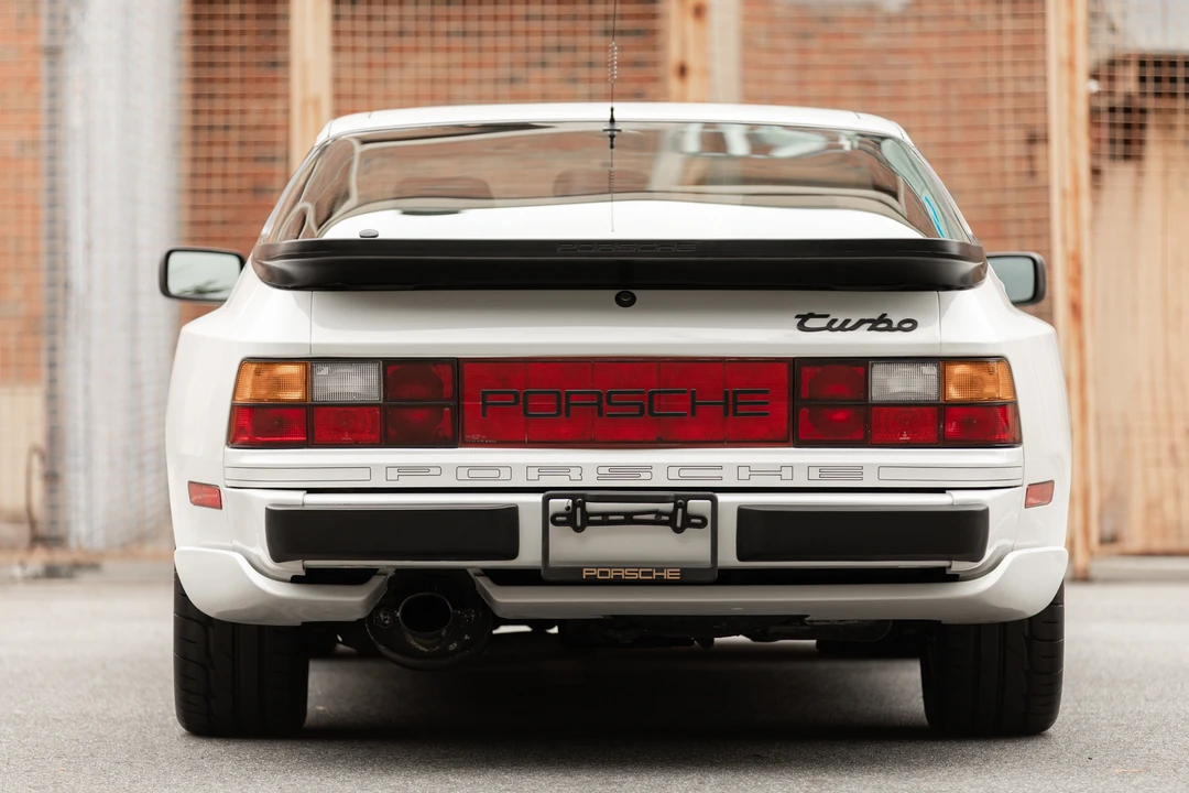 1986 Porsche 944 Turbo - Image 18 of 31