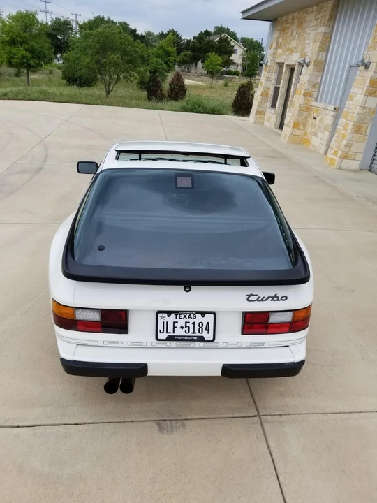 1986 Porsche 944 Turbo - Image 2 of 31