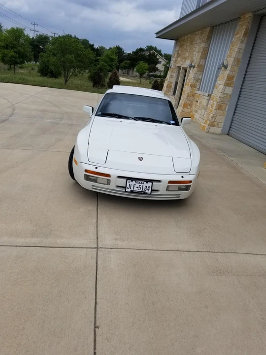 1986 Porsche 944 Turbo - Image 12 of 31