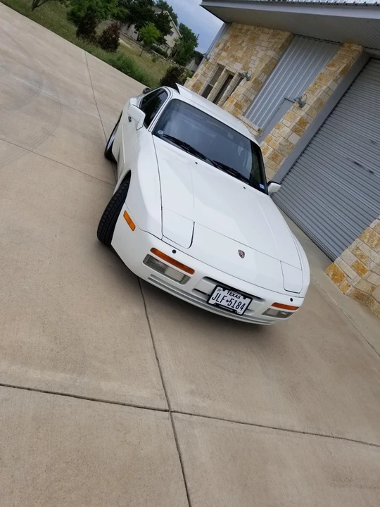 1986 Porsche 944 Turbo - Image 13 of 31