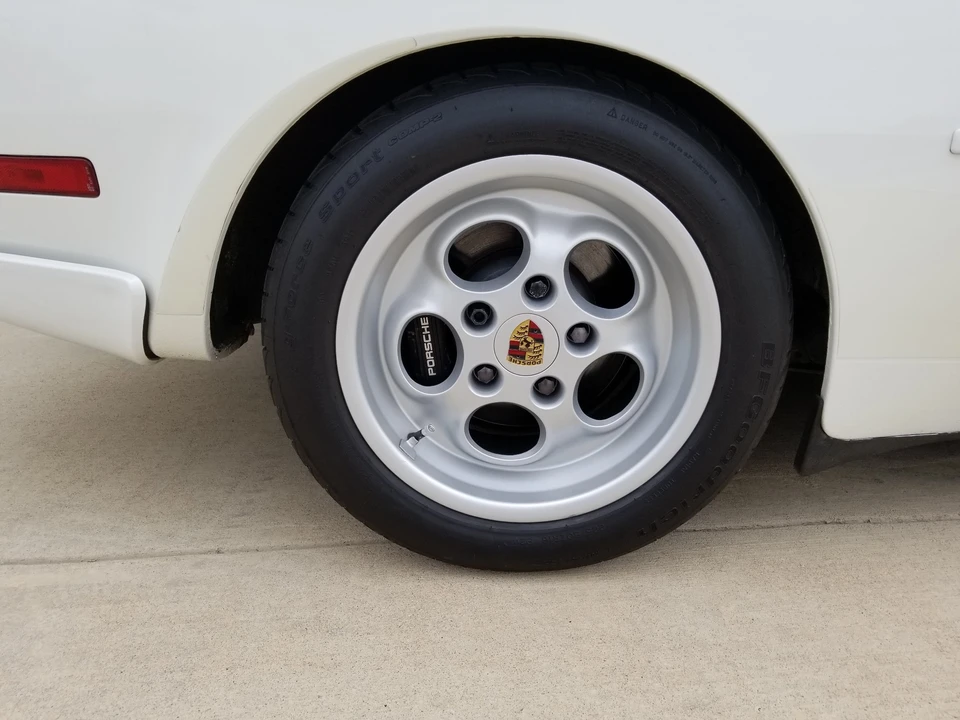 1986 Porsche 944 Turbo - Image 29 of 31