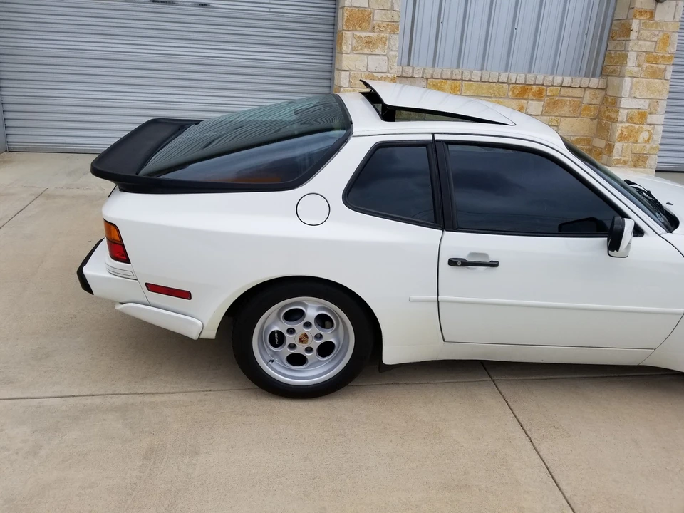 1986 Porsche 944 Turbo - Image 21 of 31
