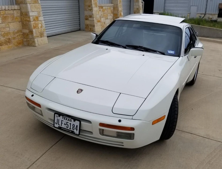 1986 Porsche 944 Turbo - Image 9 of 31