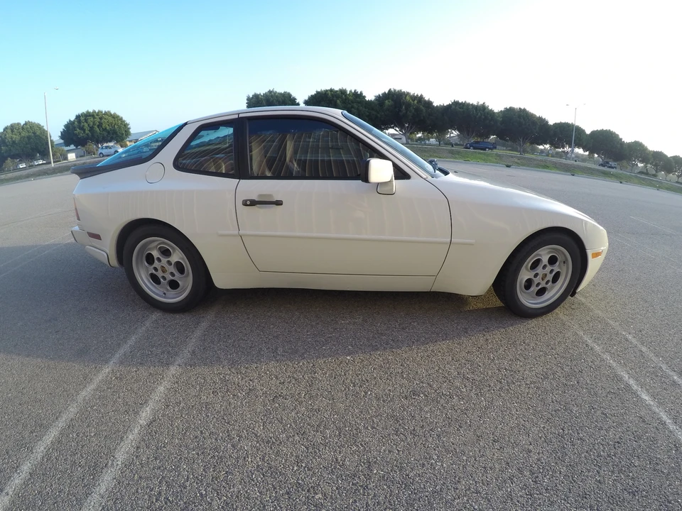 1986 Porsche 944 Turbo - Image 10 of 31