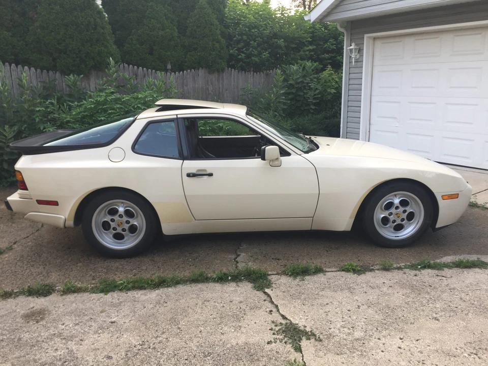 1986 Porsche 944 Turbo - Image 12 of 31