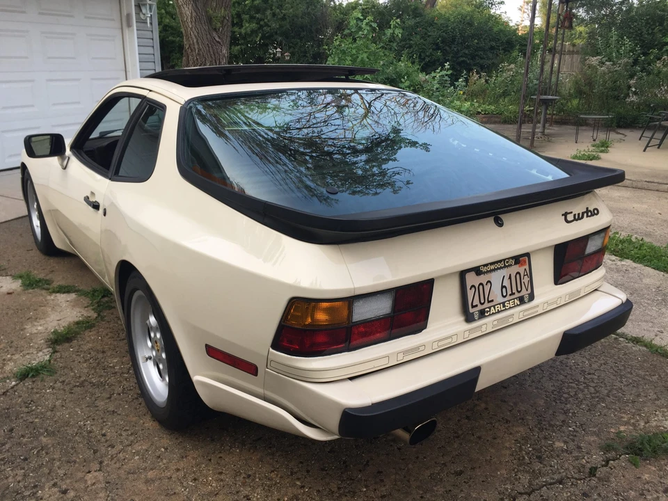 1986 Porsche 944 Turbo - Image 22 of 31
