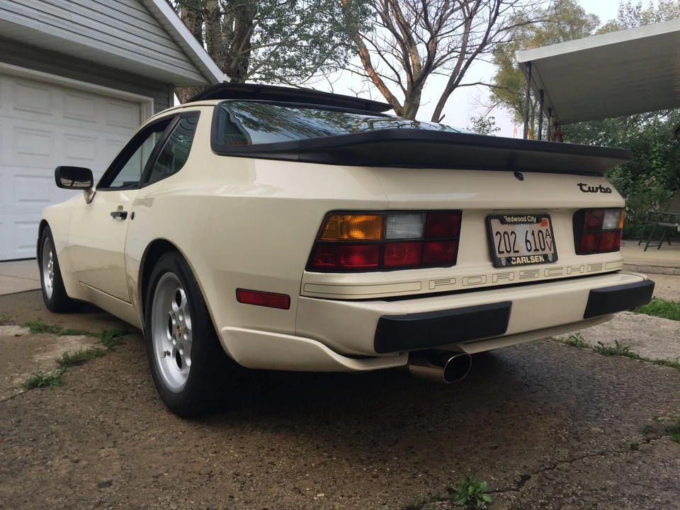1986 Porsche 944 Turbo - Image 21 of 31