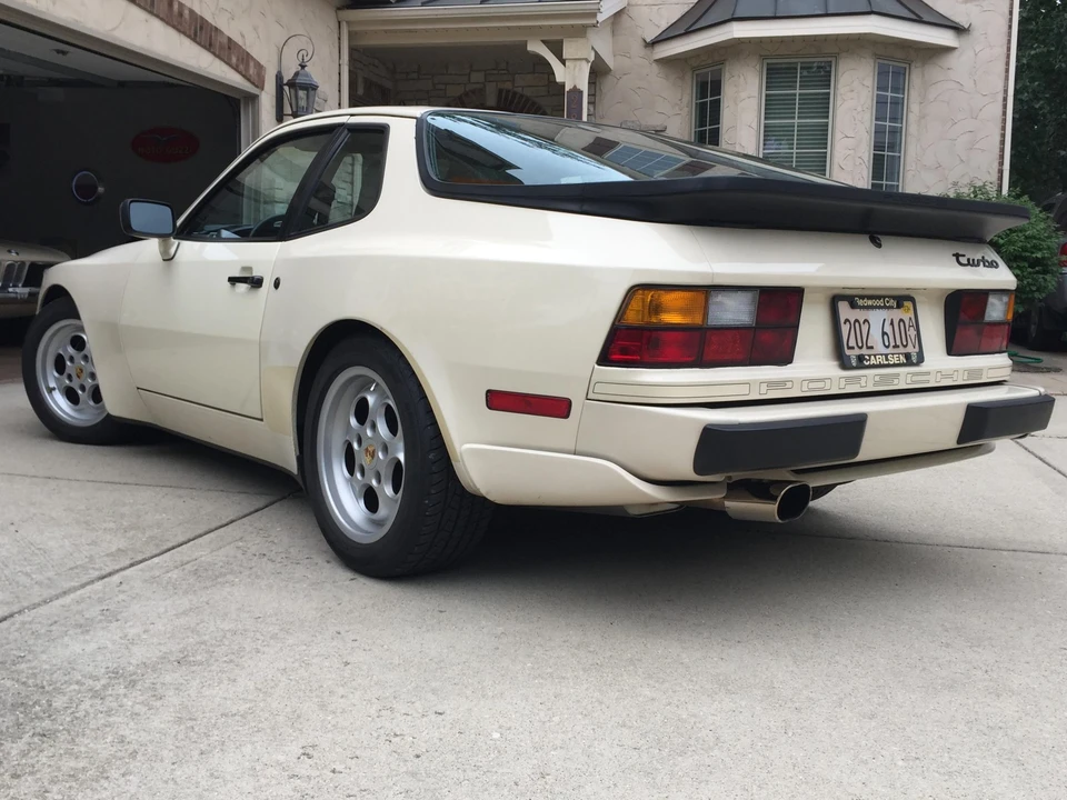 1986 Porsche 944 Turbo - Image 6 of 31