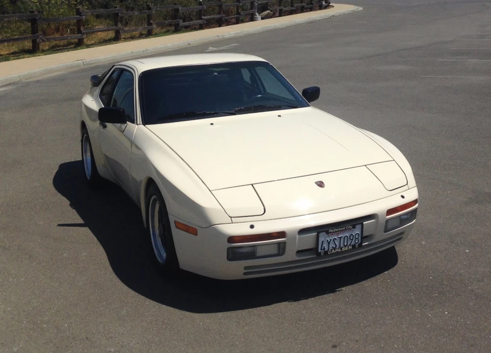1986 Porsche 944 Turbo - Image 2 of 31