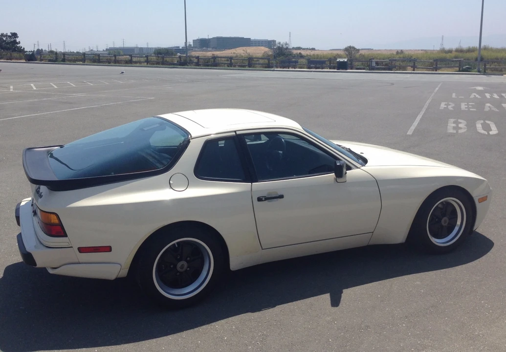 1986 Porsche 944 Turbo - Image 8 of 31
