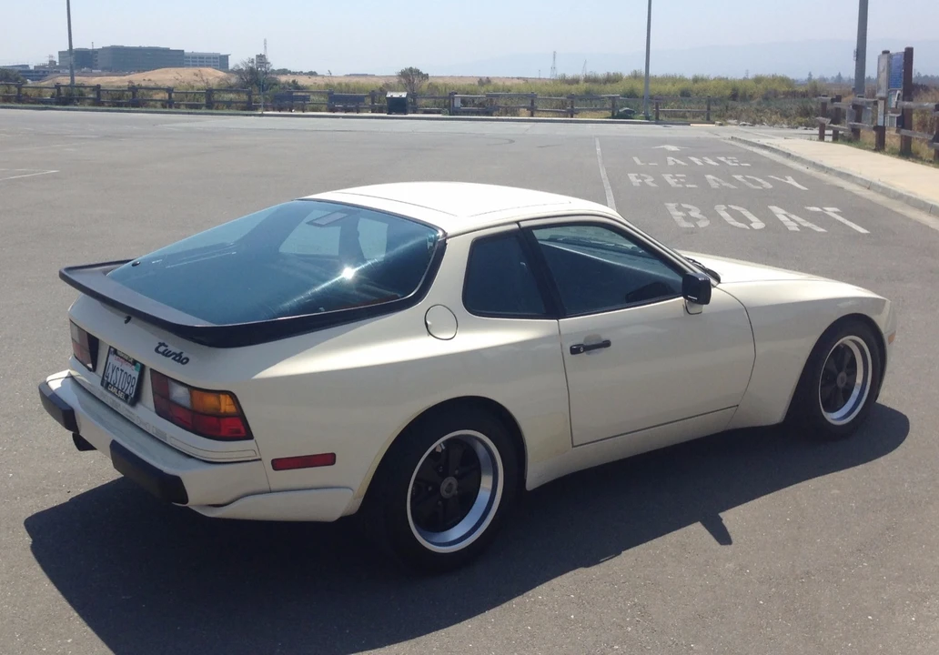 1986 Porsche 944 Turbo - Image 9 of 31