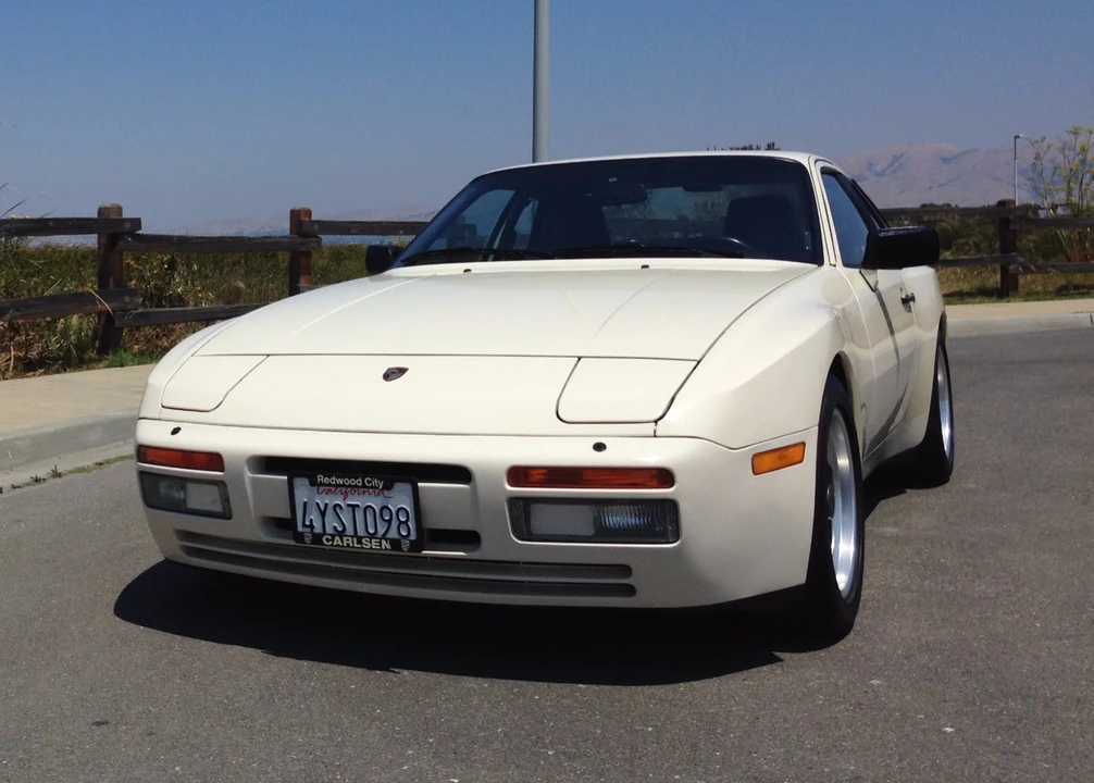 1986 Porsche 944 Turbo - Image 17 of 31