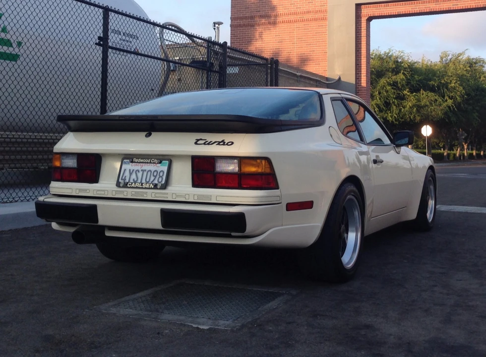 1986 Porsche 944 Turbo - Image 25 of 31