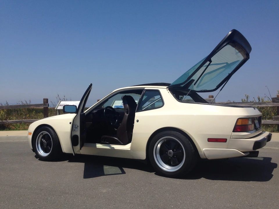 1986 Porsche 944 Turbo - Image 19 of 31