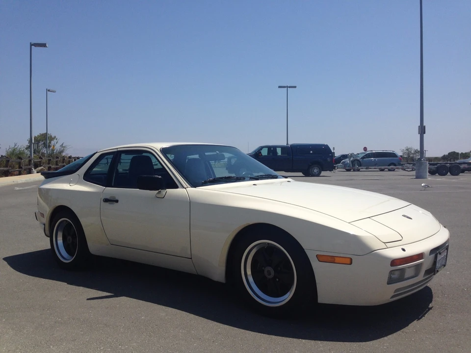 1986 Porsche 944 Turbo - Image 6 of 31