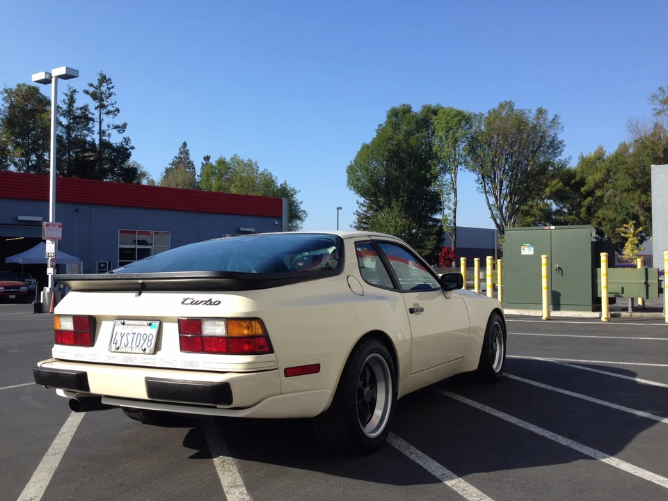 1986 Porsche 944 Turbo - Image 31 of 31