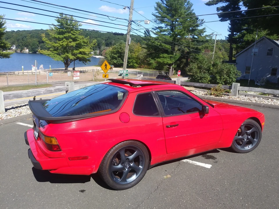 1986 Porsche 944 Turbo - Image 17 of 31