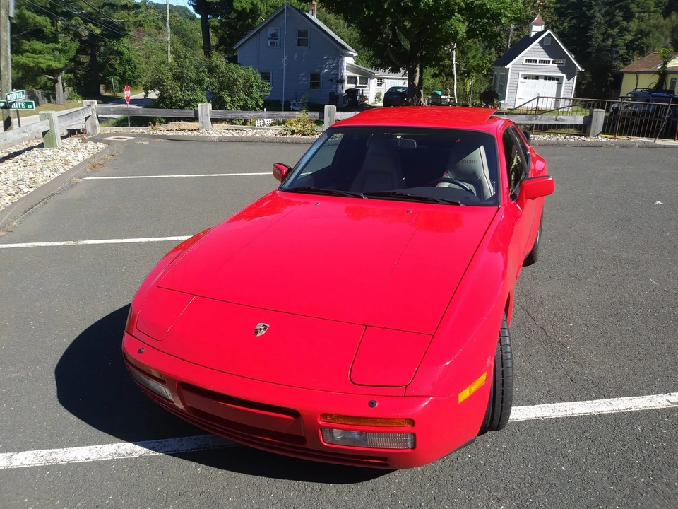 1986 Porsche 944 Turbo - Image 5 of 31