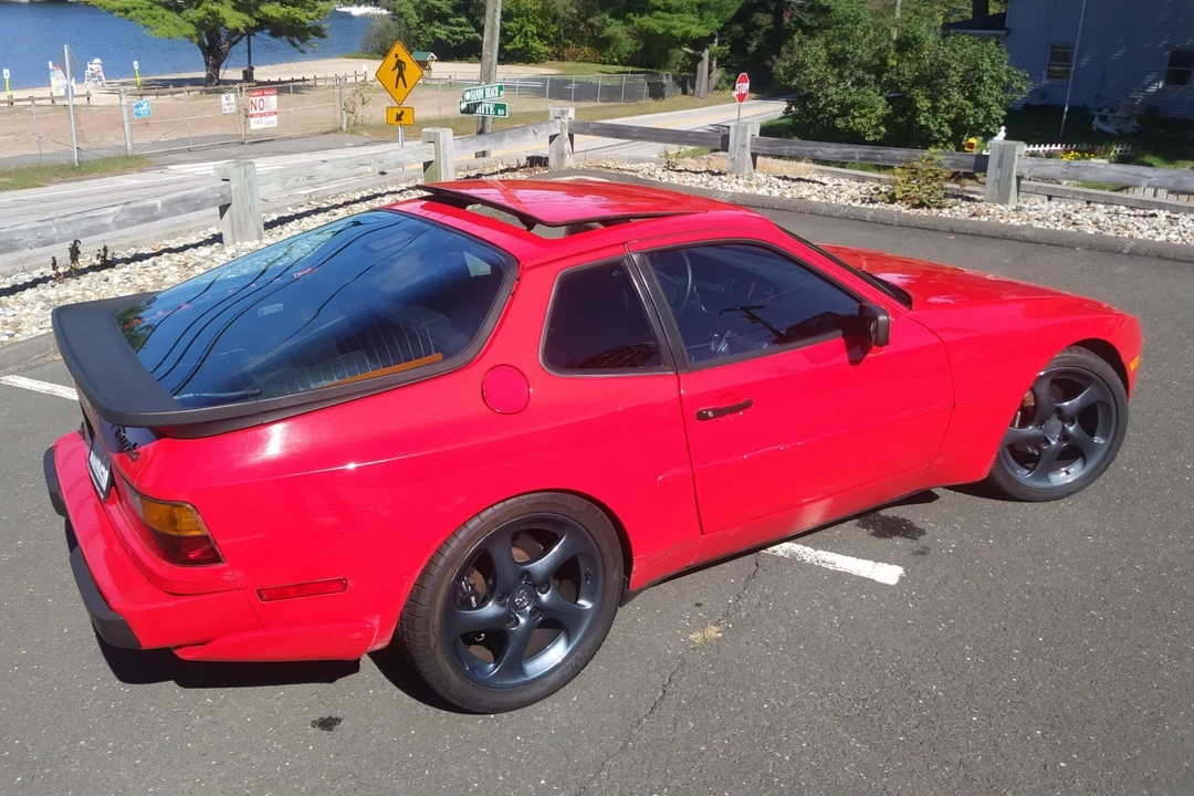 1986 Porsche 944 Turbo - Image 16 of 31