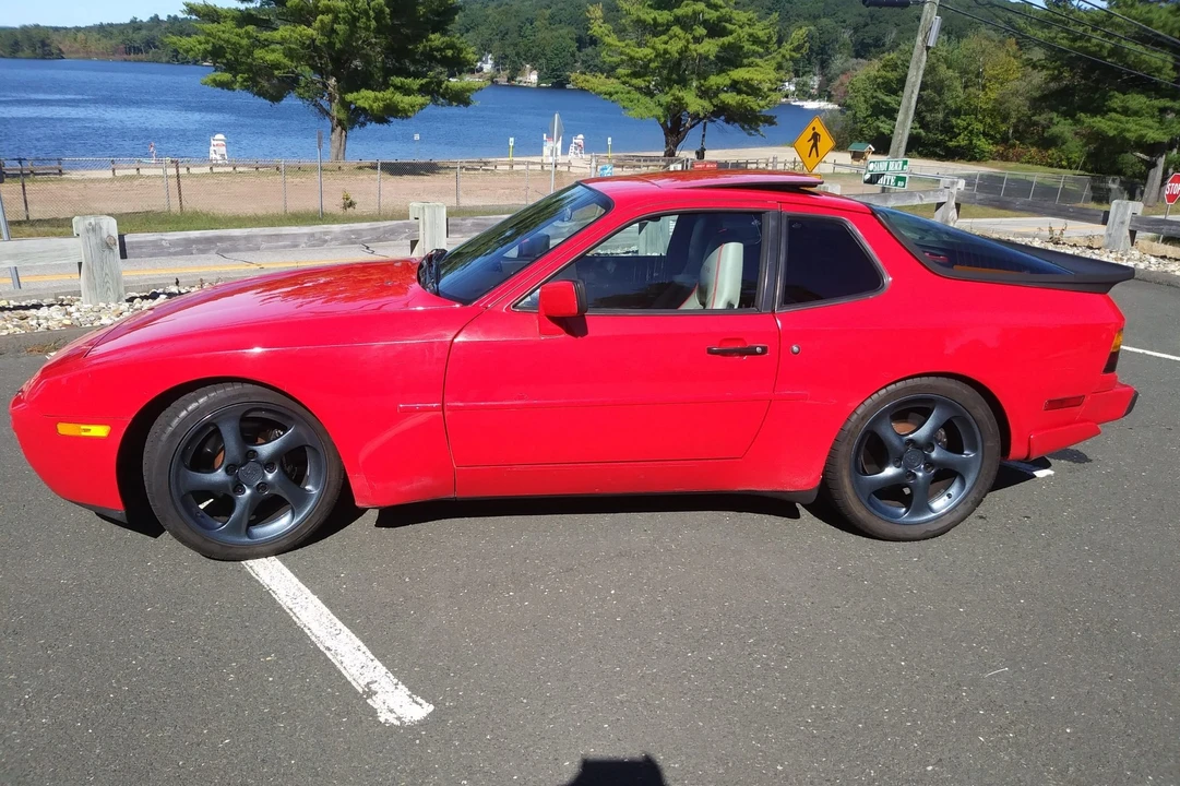1986 Porsche 944 Turbo - Image 10 of 31