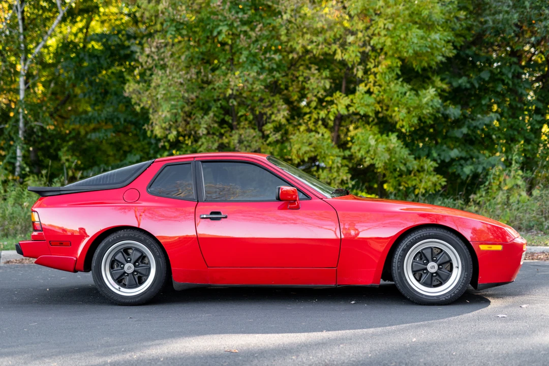 1986 Porsche 944 Turbo - Image 6 of 31