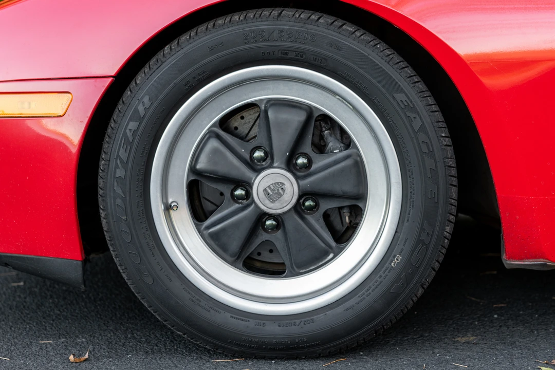 1986 Porsche 944 Turbo - Image 18 of 31