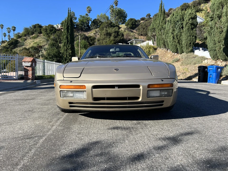 1986 Porsche 944 Turbo - Image 4 of 31