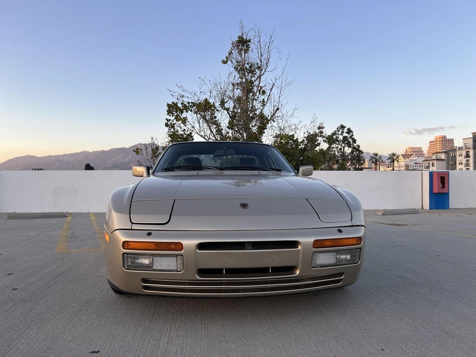 1986 Porsche 944 Turbo - Image 14 of 31